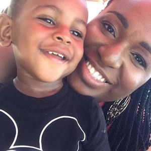 Meet your Posher, Kendra